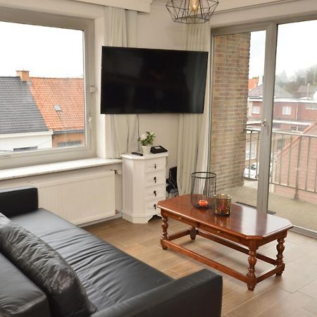 Modern And Private Studio With All Comfort! Lejlighed Roeselare Eksteriør billede