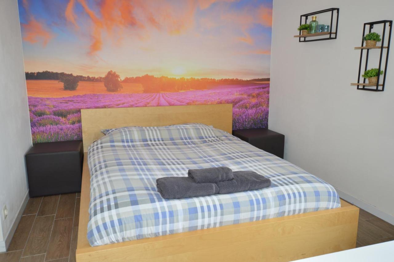 Modern And Private Studio With All Comfort! Lejlighed Roeselare Eksteriør billede
